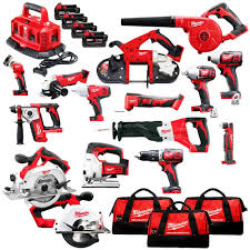 MILWAUKEE 2 X 12.0 AH BATTERIES AND CHARGER KIT