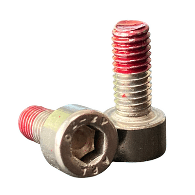 M3 X 10 A2 SOCKET CAPSCREWS C/W VIBRASTOP